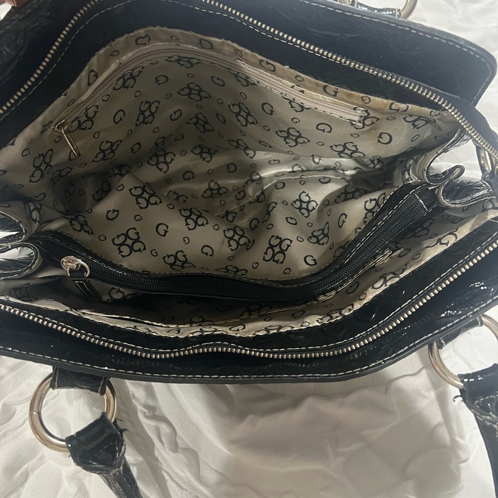 Guess Black Patent Croc-Embossed Satchel with Studded Hardware Y2K Beauty EUC - Picture 6 of 7